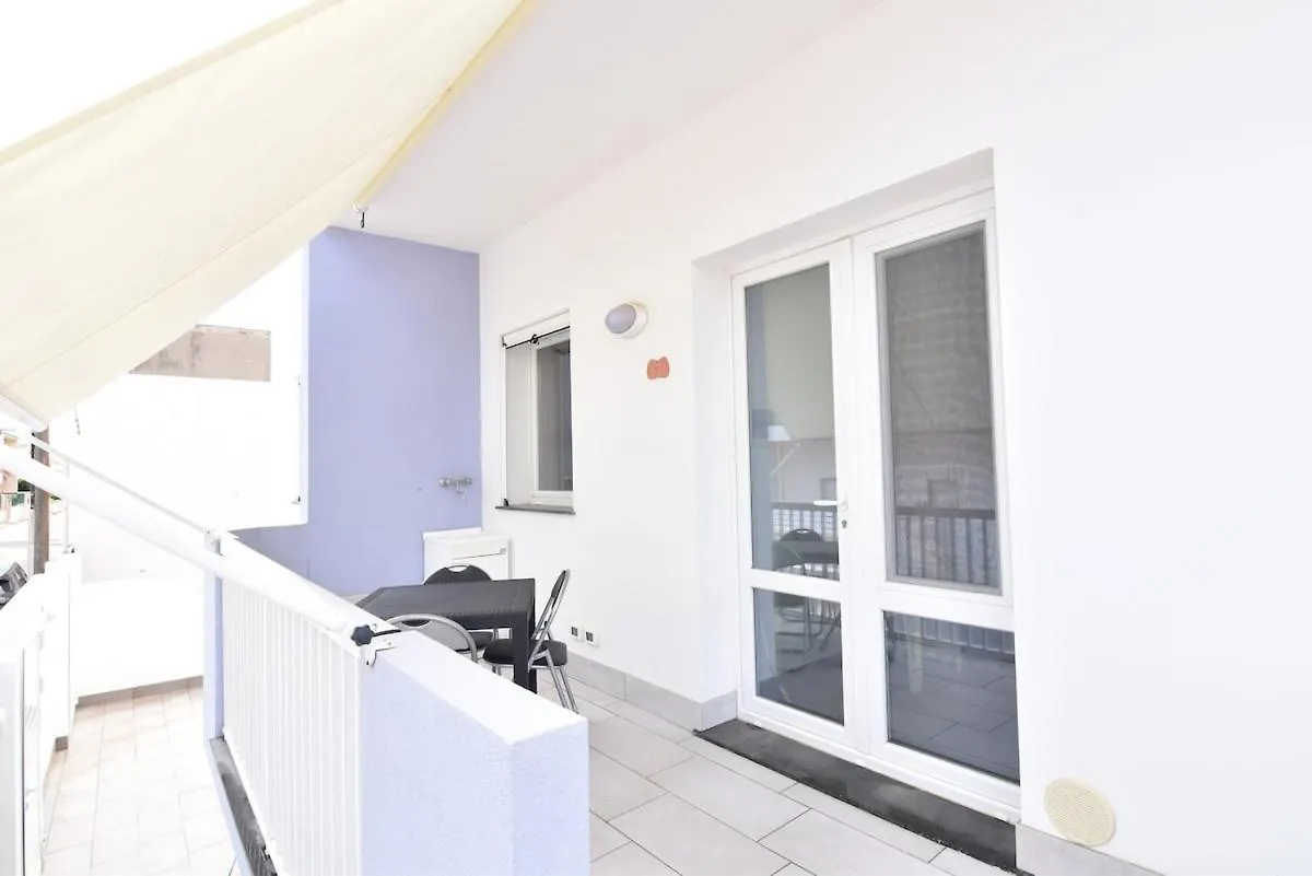 Apartmán Casa Del Mar Santa Marina di Ragusa 0*,